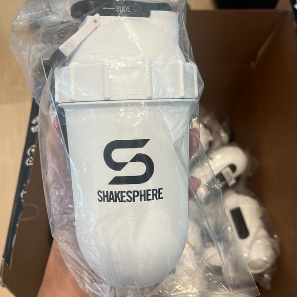 Shakesphere 24oz Bottle Shaker NEW SEALED - 2 for 1! - Picture 2 of 3